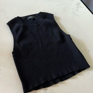 NWOT Theory black ribbed tank! Size M